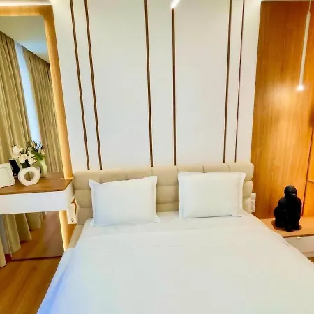 Diamond Lux With Paid Parking * Filibe